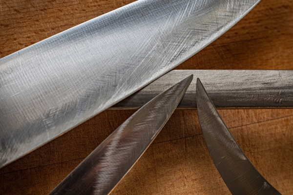 L'histoire des couteaux japonais en acier damas : les secrets de sa fabrication
